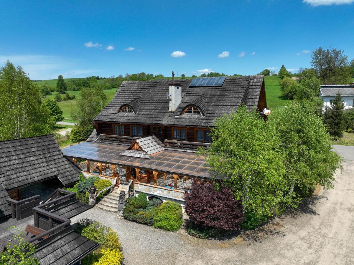 Gościniec Dębowa Gazdówka Ustrzyki Dolne Exterior foto